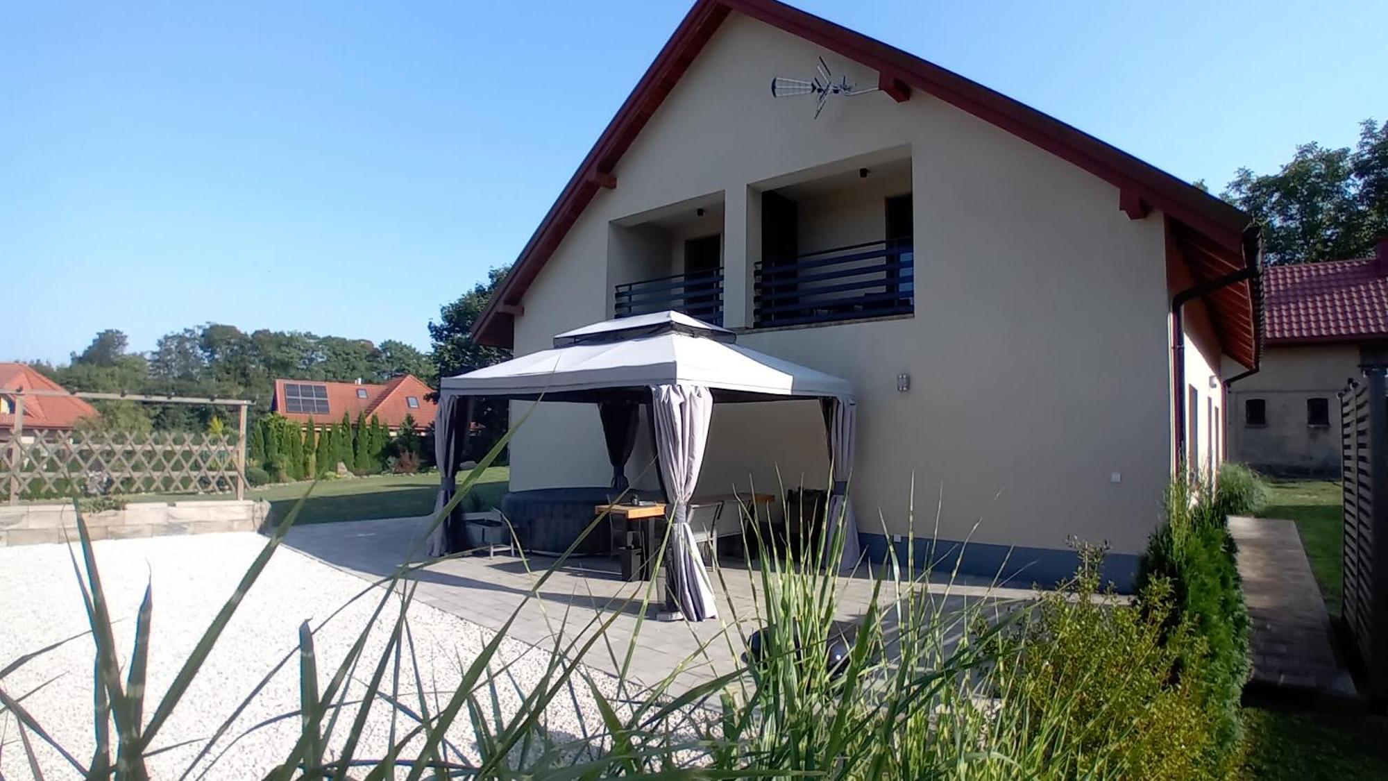 Pokoje Goscinne Sloneczny Klon Dabrowno Exterior foto